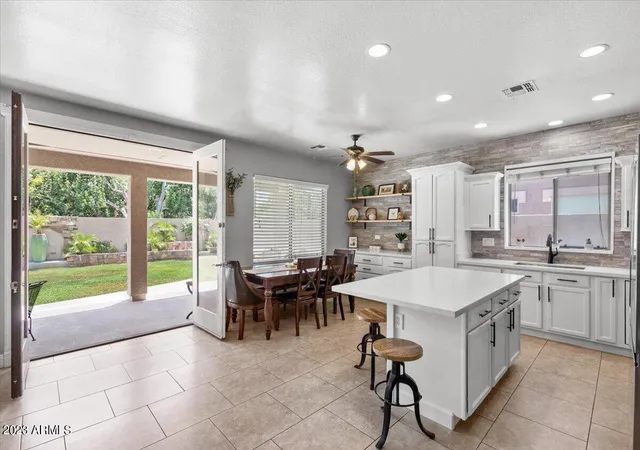Photo 3 of Single family home for sale at 7325 N 72nd Avenue, Glendale, AZ 85303 | MLS# 7095767 | Listing updated on 2026-10-29