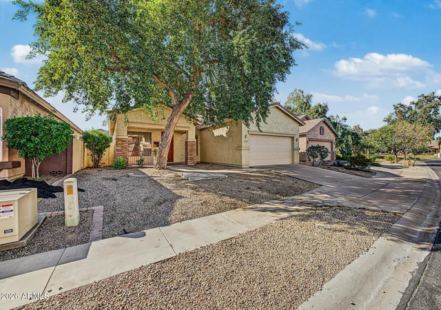 Photo 1 of Single family home for sale at 2621 E Fremont Rd, Phoenix, AZ 85042 | MLS# 7096226 | Listing updated on 2026-10-29