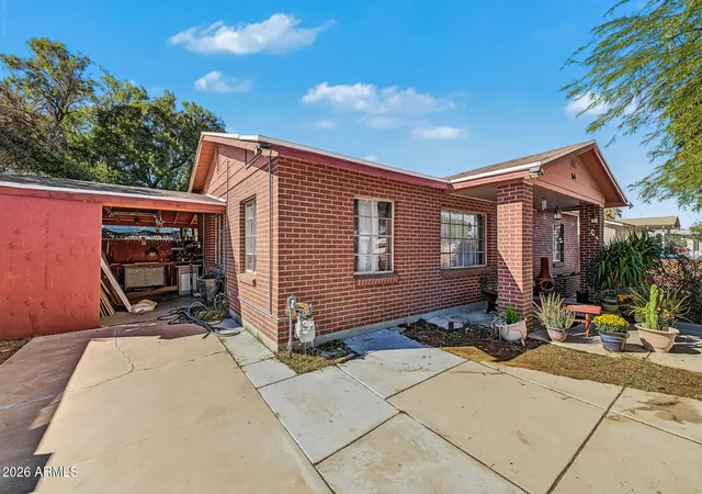 Photo 1 of Single family home for sale at 64 N Hunt Dr #E, Mesa, AZ 85203 | MLS# 7099404 | Listing updated on 2026-10-29