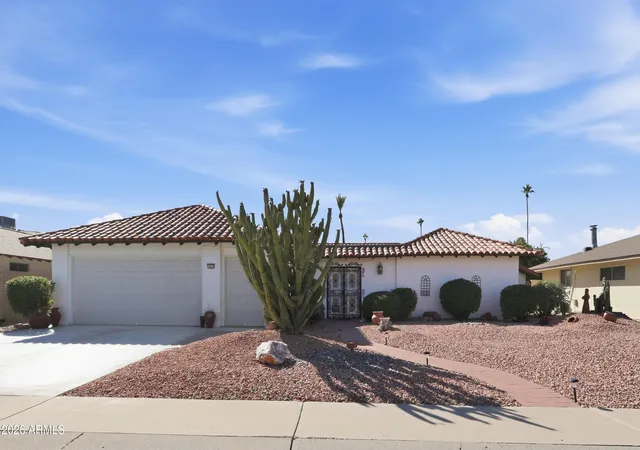 Photo 1 of Single family home for sale at 10510 W Kingswood Cir, Sun City, AZ 85351 | MLS# 7099468 | Listing updated on 2026-10-29
