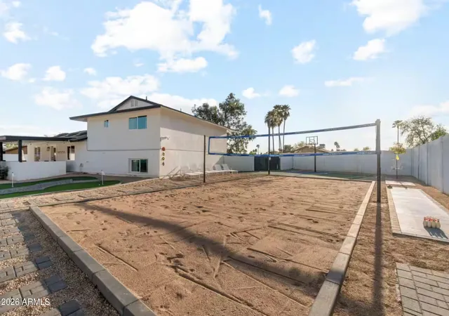 Photo 4 of Sale Pending at 5130 E Voltaire Ave, Scottsdale, AZ 85254 | MLS# 7099385 | Listing updated on 2026-10-29