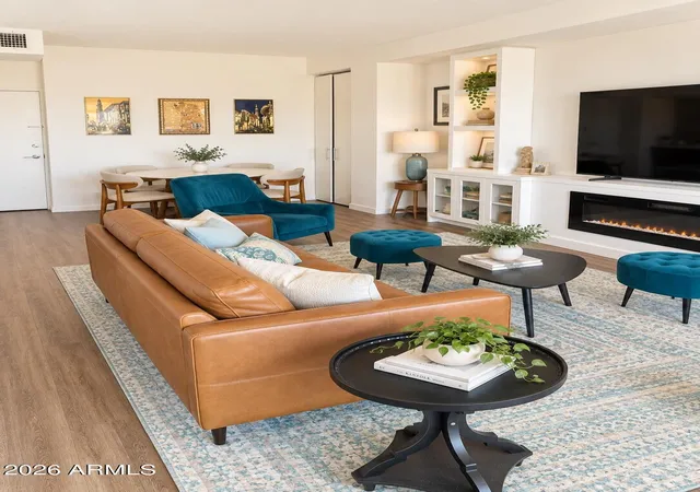 Listing Photo 1 - Condo for sale in building located at 805 N 4Th Ave, Phoenix, AZ 85003 - Unit #701