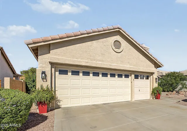 Photo 3 of Single family home for sale at 10624 E Halley Dr, Sun Lakes, AZ 85248 | MLS# 7099148 | Listing updated on 2026-10-29