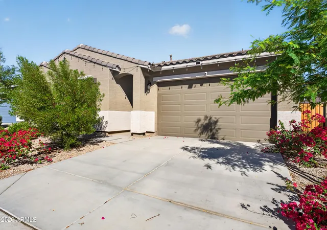 Photo 4 of Single family home for sale at 17658 W Morning Glory St, Goodyear, AZ 85338 | MLS# 7099604 | Listing updated on 2026-10-29