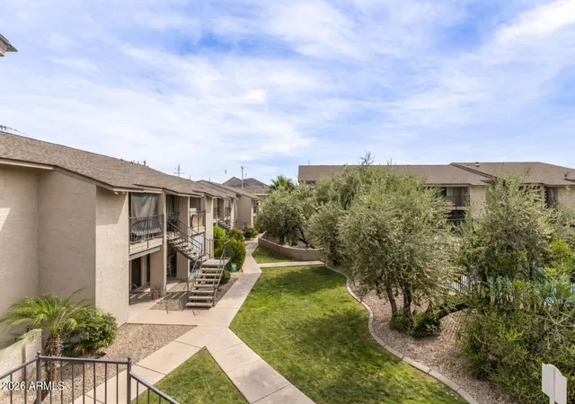 Listing Photo 1 - Condo for sale in building located at 12440 N 20Th St, Phoenix, AZ 85022 - Unit #202