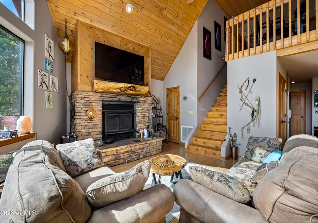 Photo 4 of Single family home for sale at 2228 Eagle Ln, Overgaard, AZ 85933 | MLS# 7099727 | Listing updated on 2026-10-29