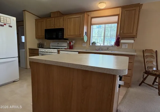 Photo 2 of Manufactured home for sale at 30841 S Wandering Way #82, Congress, AZ 85332 | MLS# 7099548 | Listing updated on 2026-10-29