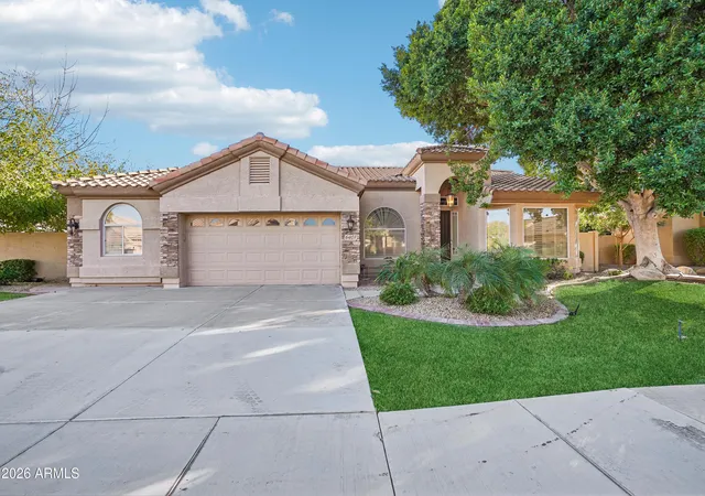 Photo 2 of Single family home for sale at 6401 W Orchid Ln, Chandler, AZ 85226 | MLS# 7099545 | Listing updated on 2026-10-29