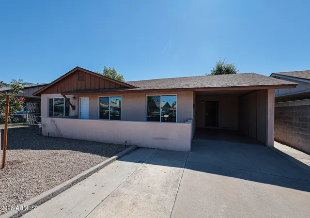 Photo 3 of Single family home for sale at 2041 W Dahlia Dr, Phoenix, AZ 85029 | MLS# 7099527 | Listing updated on 2026-10-29