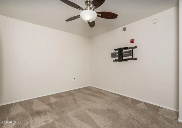 Listing Photo 1 - Condo for sale in building located at 920 E Devonshire Ave, Phoenix, AZ 85014 - Unit #1031