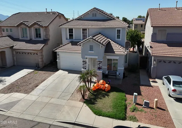 Photo 2 of Single family home for sale at 3414 S 72nd Lane, Phoenix, AZ 85043 | MLS# 7099551 | Listing updated on 2026-10-29
