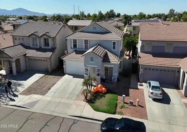 Photo 3 of Single family home for sale at 3414 S 72nd Lane, Phoenix, AZ 85043 | MLS# 7099551 | Listing updated on 2026-10-29