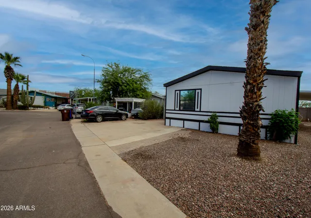 Photo 1 of Manufactured home for sale at 1650 S Arizona Ave #96X, Chandler, AZ 85286 | MLS# 7099731 | Listing updated on 2026-10-29
