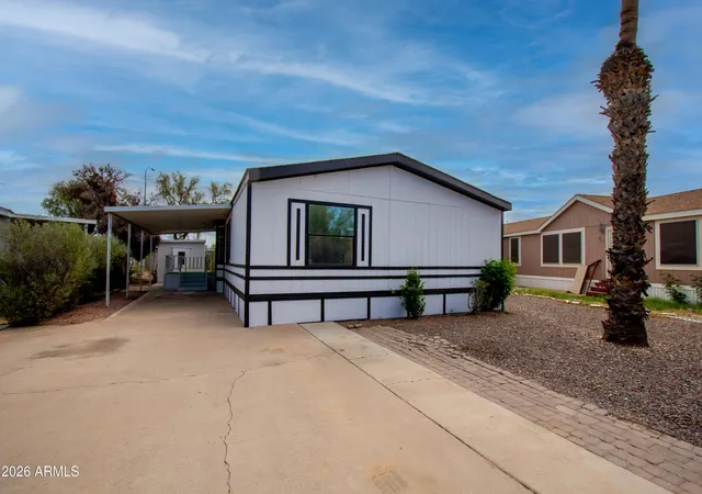 Photo 4 of Manufactured home for sale at 1650 S Arizona Ave #96X, Chandler, AZ 85286 | MLS# 7099731 | Listing updated on 2026-10-29