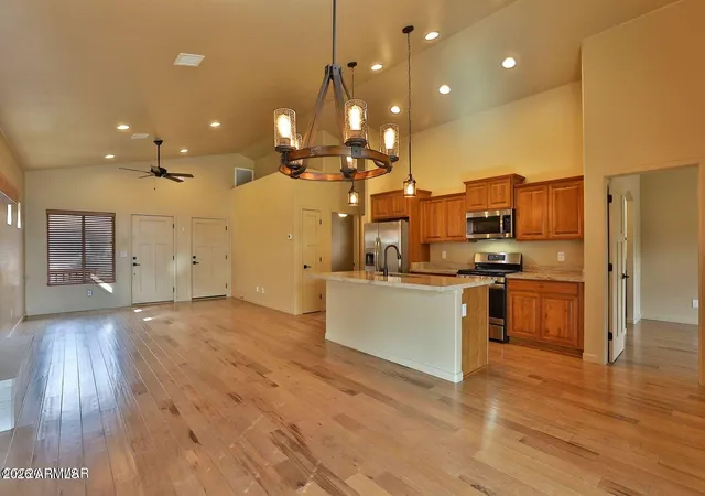 Photo 3 of Single family home for sale at 2012 Lake Breeze Rd, Pinetop Lakeside, AZ 85929 | MLS# 7099729 | Listing updated on 2026-10-29