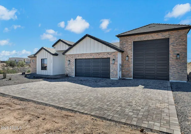 Photo 2 of Single family home for sale at 4205 W Caribou Ln, San Tan Valley, AZ 85144 | MLS# 7099750 | Listing updated on 2026-10-29