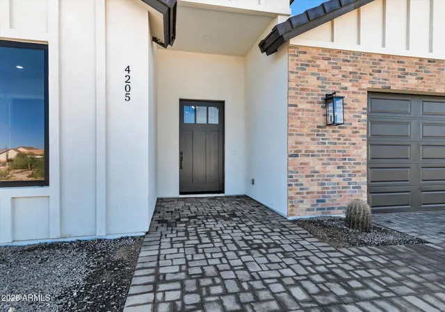 Photo 3 of Single family home for sale at 4205 W Caribou Ln, San Tan Valley, AZ 85144 | MLS# 7099750 | Listing updated on 2026-10-29