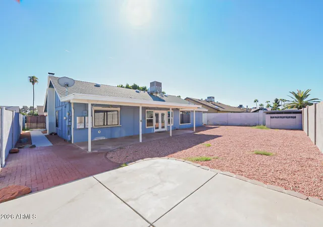 Photo 3 of Single family home for sale at 3950 W Hearn Rd, Phoenix, AZ 85053 | MLS# 7099773 | Listing updated on 2026-10-29
