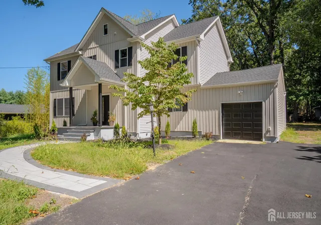 Photo 2 of Single family home for sale at 290 Fresh Ponds Rd, North Brunswick, NJ 08902 | MLS# 2704400R | Listing updated on 2026-09-29