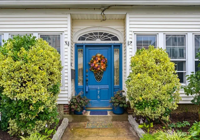 Photo 1 of Single family home for sale at 176 N Broadway St, South Amboy, NJ 08879 | MLS# 2703891R | Listing updated on 2026-09-16