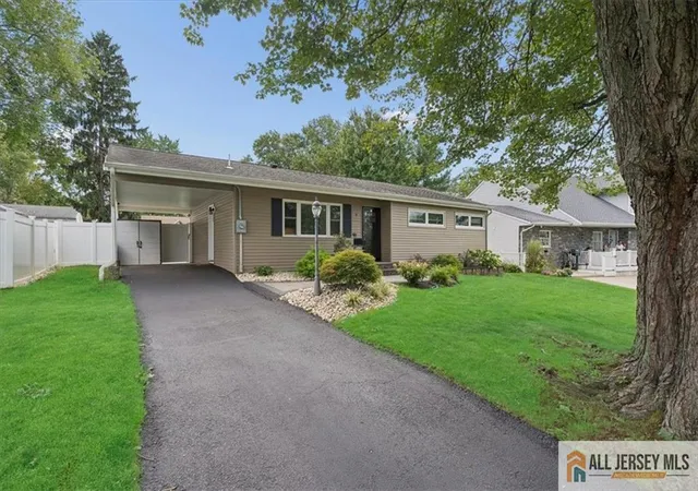 Photo 3 of Single family home for sale at 9 Bucknell Rd, Parlin, NJ 08859 | MLS# 2770490M | Listing updated on 2026-09-10