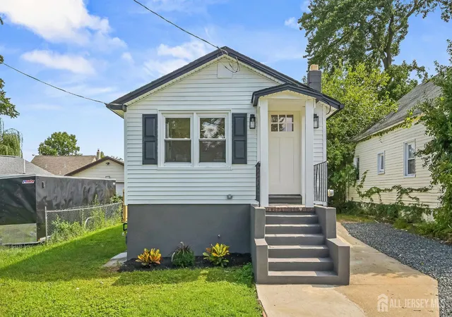 Photo 1 of Single family home for sale at 181 Hilltop Blvd, Keyport, NJ 07735 | MLS# 2703957R | Listing updated on 2026-09-05