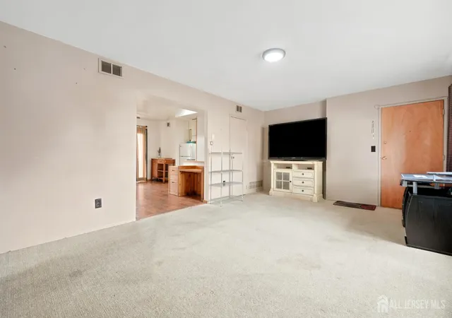 Photo 3 of House for sale at 44 Judson St #7A, Edison, NJ 08837 | MLS# 2703016R | Listing updated on 2026-09-29
