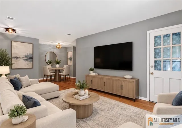 Photo 3 of Condo for sale at 324 Gills Ln #2D, Iselin, NJ 08830 | MLS# 2770495M | Listing updated on 2026-09-25