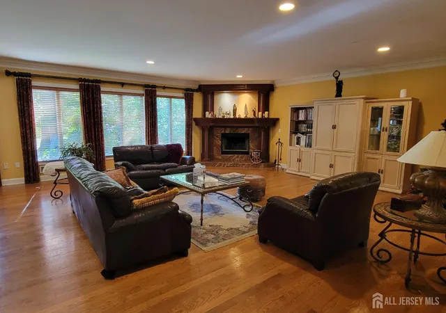 Photo 4 of Single family home for sale at 21 Southfield Rd, Edison, NJ 08820 | MLS# 2706365R | Listing updated on 2026-10-23