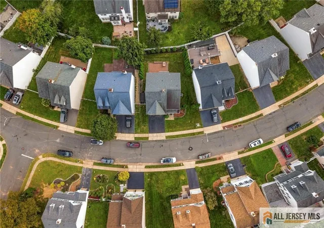 Photo 4 of Single family home for sale at 22 Stanford Dr, Kendall Park, NJ 08824 | MLS# 2770521M | Listing updated on 2026-09-20