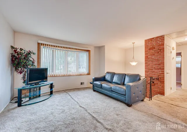 Photo 2 of Single family home for sale at 437 Evona Ave, Piscataway, NJ 08854 | MLS# 2704742R | Listing updated on 2026-09-24