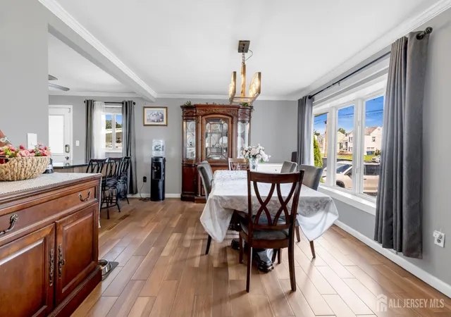 Photo 4 of Single family home for sale at 17 Carter Pl, Parlin, NJ 08859 | MLS# 2704018R | Listing updated on 2026-09-15