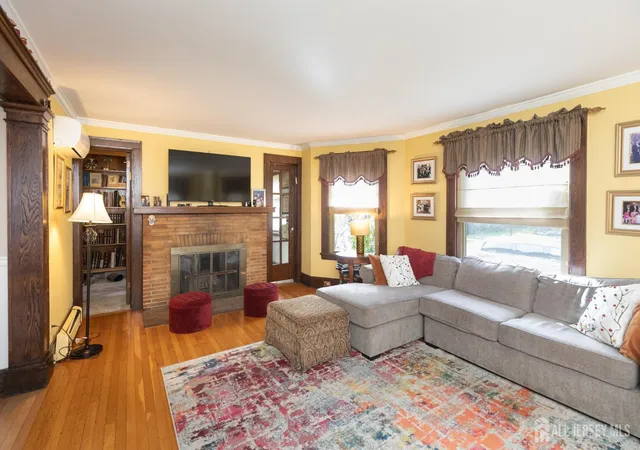 Photo 4 of Single family home for sale at 15 N 6th Avenue, Highland Park, NJ 08904 | MLS# 2705875R | Listing updated on 2026-10-26