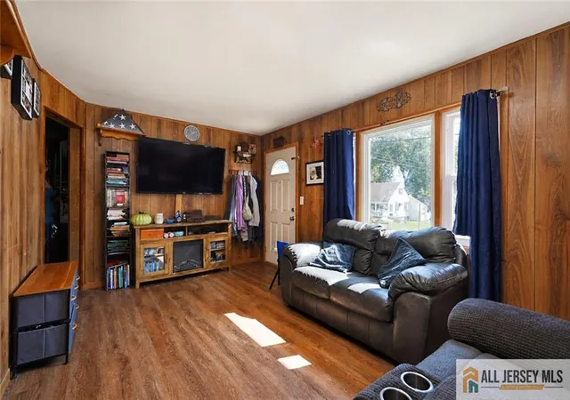 Photo 3 of Single family home for sale at 485 E Woodbridge Ave, Avenel, NJ 07001 | MLS# 2770553M | Listing updated on 2026-09-19