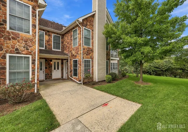 Photo 2 of Condo for sale at 106 Chariot Ct, Piscataway, NJ 08854 | MLS# 2704523R | Listing updated on 2026-09-29