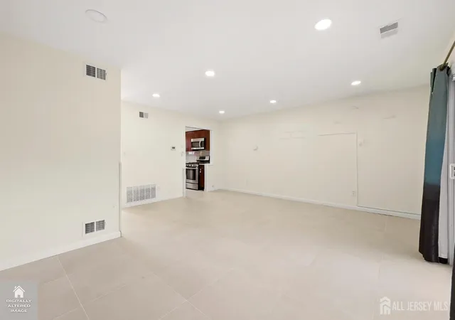 Photo 3 of Townhouse for sale at 116 Redbud Rd, Piscataway, NJ 08854 | MLS# 2704427R | Listing updated on 2026-09-21