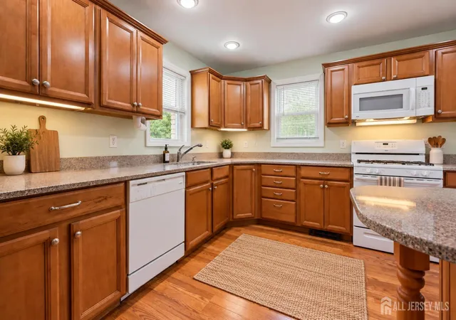 Photo 3 of Single family home for sale at 8 Aldrich St, East Brunswick, NJ 08816 | MLS# 2704185R | Listing updated on 2026-09-12