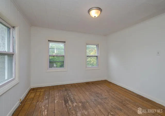Photo 24 of Single family home for sale at 211 Main St, Spotswood, NJ 08884 | MLS# 2703919R | Listing updated on 2026-09-25