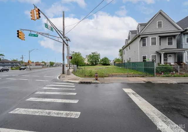 Photo 1 of Land for sale at 534 Grier Ave, Elizabeth, NJ 07202 | MLS# 2703806R | Listing updated on 2026-09-02