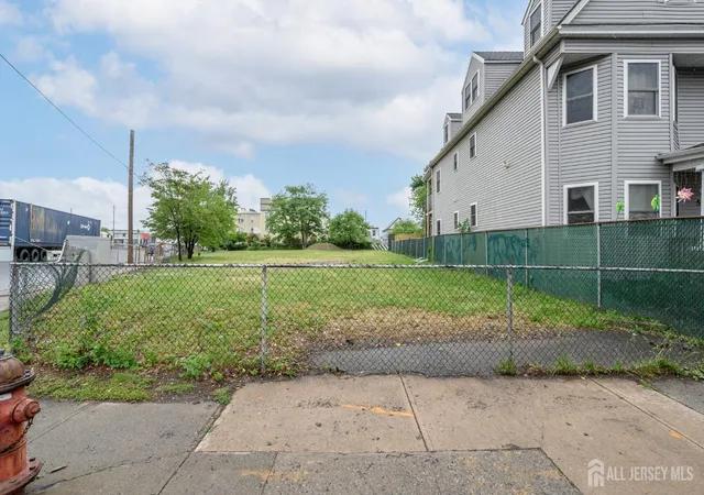 Photo 2 of Land for sale at 534 Grier Ave, Elizabeth, NJ 07202 | MLS# 2703806R | Listing updated on 2026-09-02