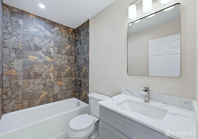 Photo 26 of Single family home for sale at 10 Delar Pkwy #A, Franklin Park, NJ 08823 | MLS# 2617480R | Listing updated on 2026-09-26