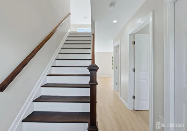 Photo 3 of Single family home for sale at 10 Delar Pkwy #A, Franklin Park, NJ 08823 | MLS# 2617480R | Listing updated on 2026-09-26