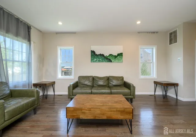 Photo 4 of Townhouse for sale at 112 Valerie Dr, Manville, NJ 08835 | MLS# 2704566R | Listing updated on 2026-09-18