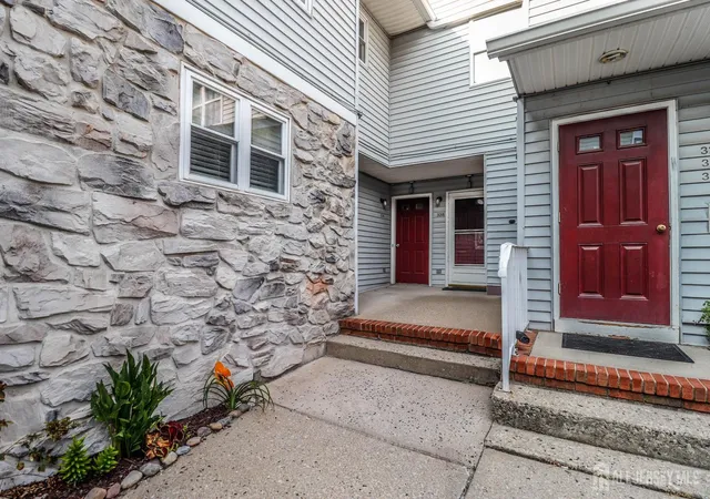 Townhouse for sale at 323 Ventnor Ct, Piscataway, NJ 08854 | MLS# 2704837R