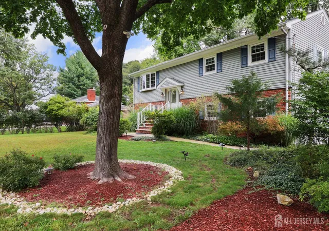 Photo 3 of Single family home for sale at 1465 Thomas Ave, North Brunswick, NJ 08902 | MLS# 2704670R | Listing updated on 2026-09-25