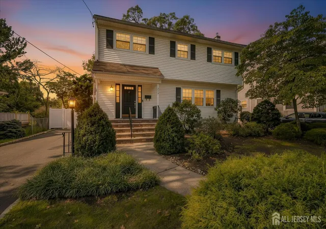 Single family home for sale at 273 Grove Ave, Metuchen, NJ 08840 | MLS# 2703727R