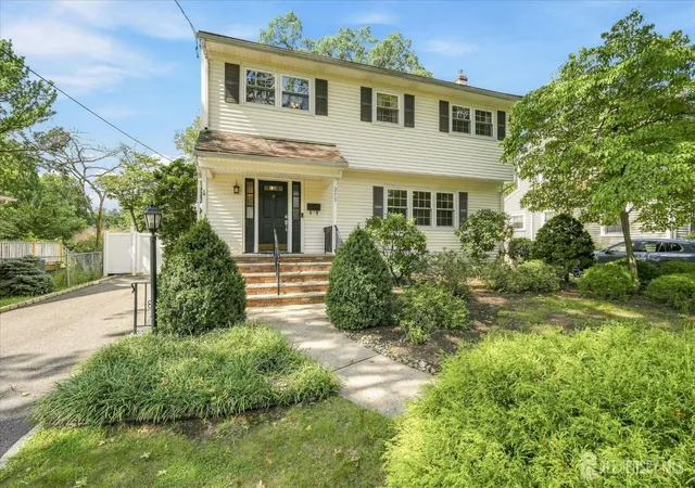 Photo 2 of Single family home for sale at 273 Grove Ave, Metuchen, NJ 08840 | MLS# 2703727R | Listing updated on 2026-09-18