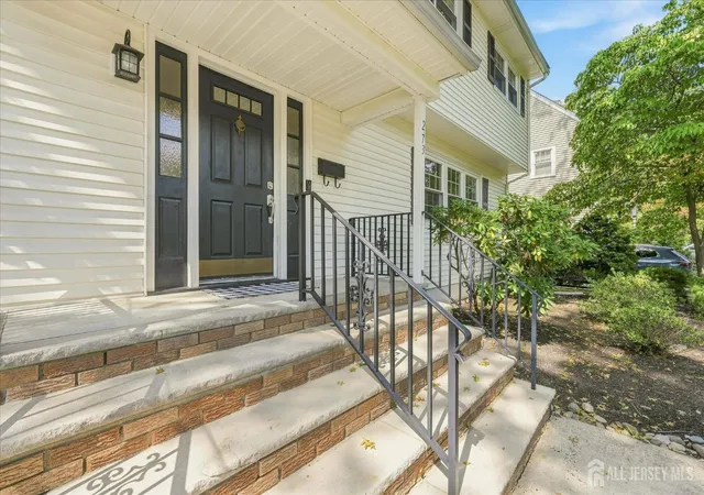 Photo 3 of Single family home for sale at 273 Grove Ave, Metuchen, NJ 08840 | MLS# 2703727R | Listing updated on 2026-09-18