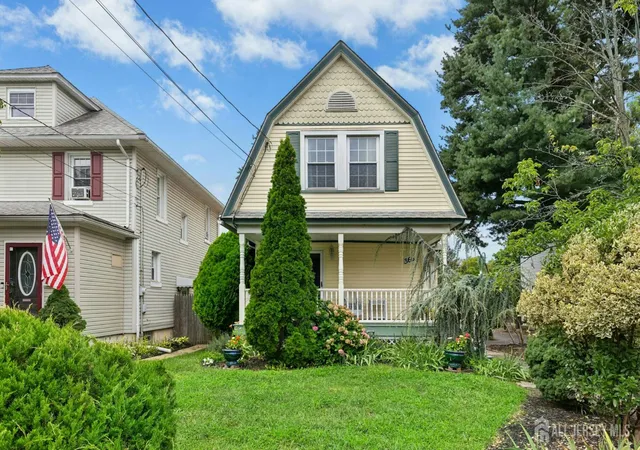 Photo 1 of Single family home for sale at 366 Broad St, Sewaren, NJ 07077 | MLS# 2704639R | Listing updated on 2026-09-29