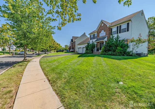 Photo 2 of Single family home for sale at 74 Carriage Dr, Piscataway, NJ 08854 | MLS# 2704480R | Listing updated on 2026-09-24